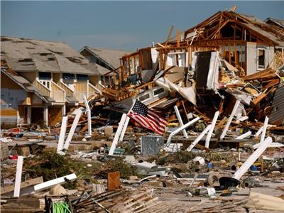 صور| الإعصار مايكل يدمر قاعدة تيندال الأمريكية..ويسبب خسائر بـ30 مليار دولار