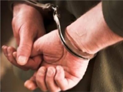 حبس تاجر أدوات منزلية 4 أيام لاتجاره بالمواد المخدرة بمنطقة بدر