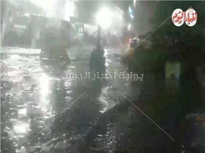 شاهد| الأمطار تُغرق شوارع القاهرة