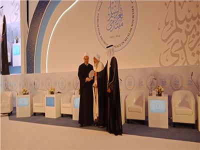 الإمارات تكرم مفتى الجمهورية تقديرا لنشره المفاهيم الدينية الصحيحة