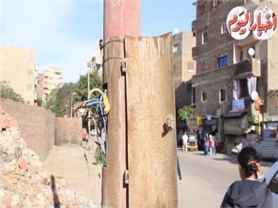 فيديو وصور|«الأسلاك المكشوفة».. قنابل موقوتة تهدد حياة المواطنين