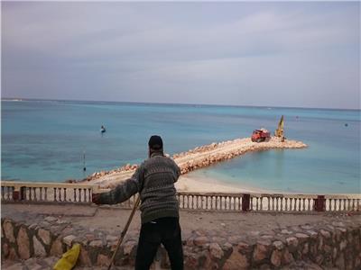 صور .. مشروع ضخم لحماية شواطئ «المدينة الساحرة» مطروح