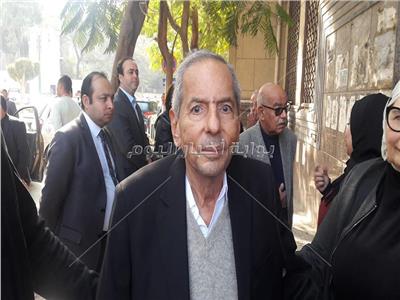 طارق فودة من جنازة «إبراهيم سعدة»: لن ننسي فارس الصحافة العربية