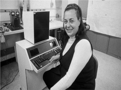 رحيل مخترعة «الطابعة الإلكترونية» إيفلين بيريزين عن 93 عاما