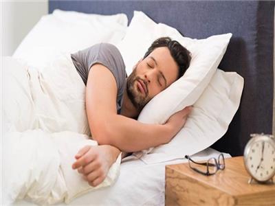 فيديو| دراسة: النوم أكثر من 8 ساعات ليلا يزيد خطر الوفاة