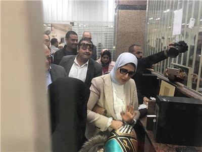 وزيرة الصحة تشهد أول تسجيل الكتروني لبيانات مريض في بورسعيد 