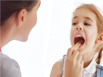 أسباب التهاب الحلق عند الأطفال وطرق علاجها