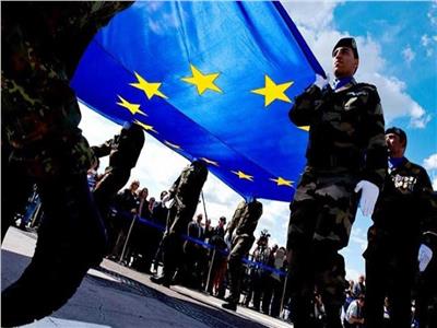 «الجيش الأوروبي الموحد».. دعوة فرنسية برعاية ألمانية