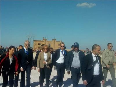 بالصور| قرينة الرئيس الفرنسي تزور منطقة آثار الهرم
