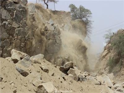 خاص| محافظة القاهرة: إخلاء 80 أسرة إثر انهيار صخرة في منشية ناصر