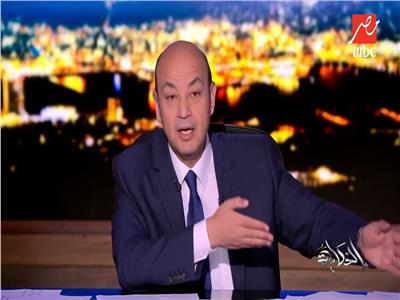 فيديو| عمرو أديب يستعرض الثورة الصناعية في صعيد مصر