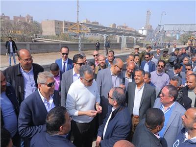 وزير النقل يتفقد تطوير محطة سمالوط بخط القاهرة/ السد العالي