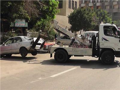 المرور: رصد 11 سيارة متروكة ودراجة بخارية في حملات بالقاهرة