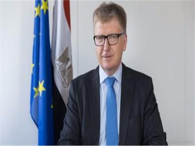 سفير الاتحاد الأوروبي يشيد بدور مصر في استضافة لاجئي سوريا