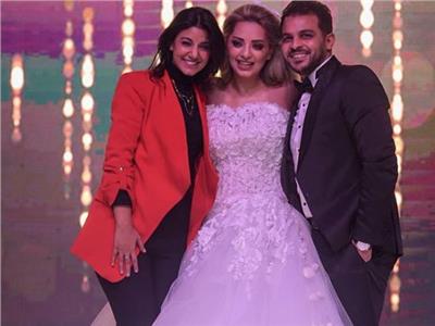 فيديو| «زغروطة» من ياسمين علي لـ«رشاد ومي حلمي» في زفافهما
