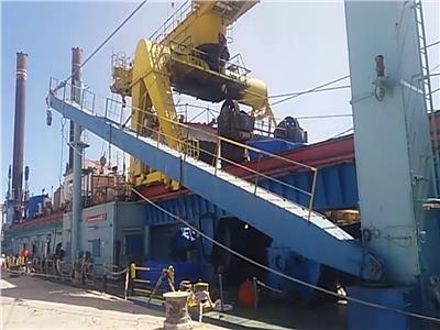 ميناء سفاجا ينقذ الحفار «AL HAMRA» بعد عطل في عرض البحر