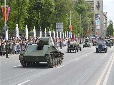 بالصور| عروض عسكرية روسية ضخمة باحتفالات عيد النصر