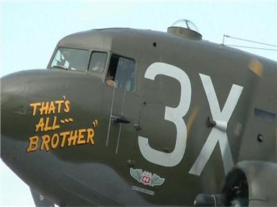 شاهد| أول طائرة إنزال للجنود الأمريكيين في الحرب العالمية الثانية