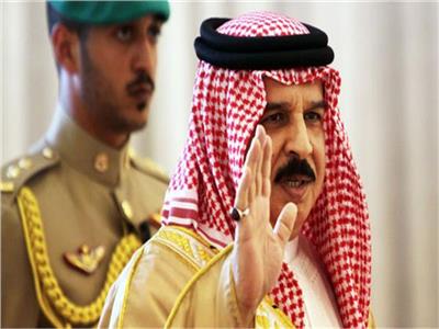 وصول ملك البحرين إلى جدة استعدادًا للمشاركة في القمتين العربية والإسلامية
