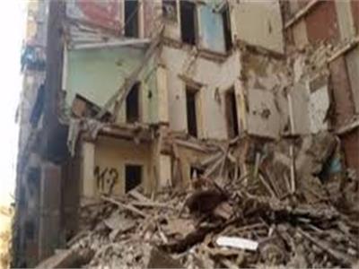 انهيار عقار مكون من 3 طوابق بالإسكندرية دون وقوع ضحايا أو إصابات
