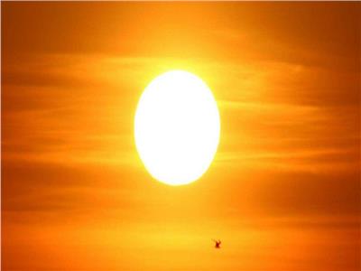 «البحوث الفلكية»: الشمس بريئة من ارتفاع درجات الحرارة