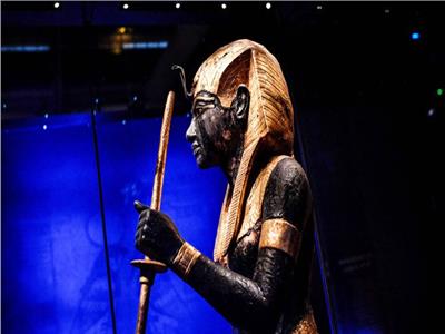 «كريستي» تكشف طريقة حصولها على تمثال رأس «توت عنخ آمون»