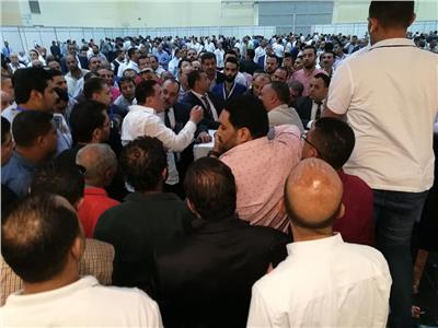 مناوشات بين المرشحين والقائمين على انتخابات الغرفة التجارية بالقاهرة