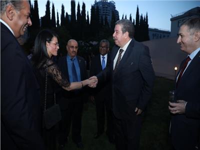 السفير المصري يستقبل مسئولين بأذربيجان في منزله.. بينهم برلمانيين|صور 