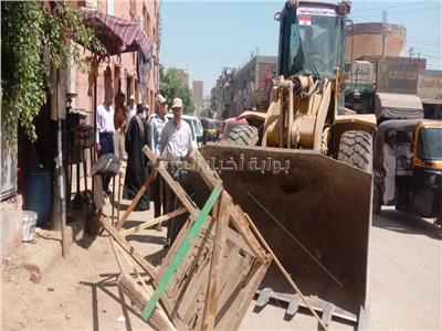 رفع الإشغالات بمدينة إخميم وحي شرق سوهاج