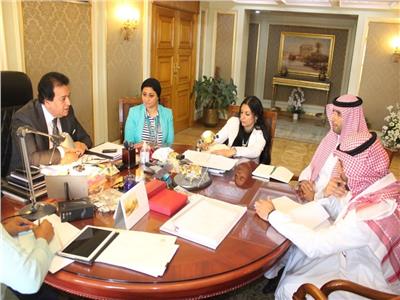 وزير التعليم العالي يلتقي وفد الصندوق السعودي للتنمية