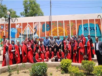 محافظ كفر الشيخ يُكرم طلاب «التربية النوعية» لتجميل الميادين