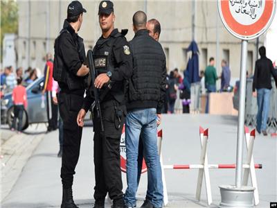 «وقع بالقرب من سفارة فرنسا».. تفاصيل التفجير الانتحاري بتونس