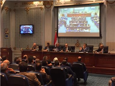  النواب الليبيون يعقدون مؤتمرا صحفيا بالقاهرة بشأن الأزمة الليبية