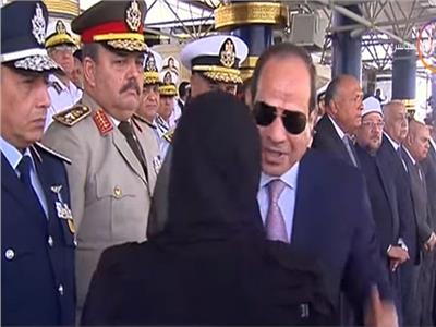 بالفيديو| والدة الشهيد عمر القاضي تكشف تفاصيل حوارها مع الرئيس السيسي