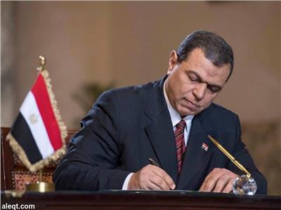 8 فئات مستثناه من قرار القوى العاملة لتراخيص عمل الأجانب في مصر 