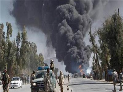 مقتل 34 مدنيا على الأقل في انفجار قنبلة على جانب طريق بأفغانستان