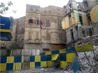 عقارات الإسكندرية| الشرفات القديمة قنابل موقوتة