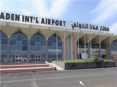 الخطوط الجوية اليمنية تعلن وقف رحلاتها من وإلى مطار عدن