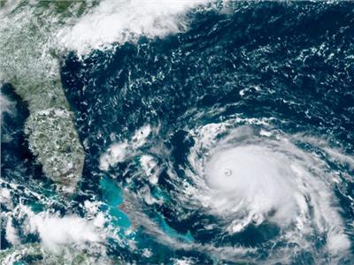 شاهد من الفضاء| إعصار «دوريان» يعصف بالساحل الغربي الأمريكي