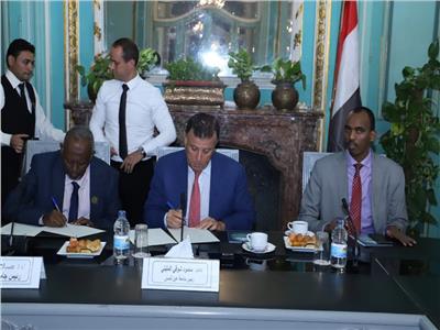 اتفاقية تعاون مشترك بين جامعتي عين شمس و«الجزيرة» الصومالية