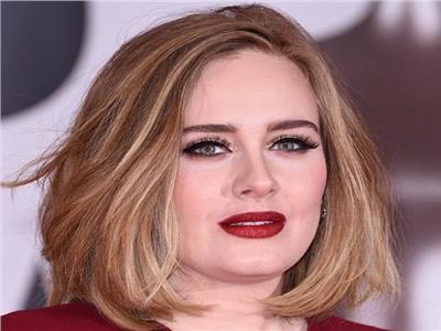 المطربة العالمية «Adele» تفجر مفاجأة بشأن زوجها 