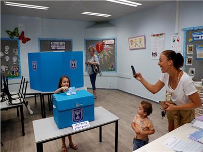 صور| بدء التصويت في الانتخابات العامة للكنيست الإسرائيلي