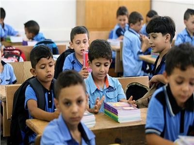 أمهات مصر: المدارس الخاصة والتجريبية ربطت تسليم الكتب بالمصروفات