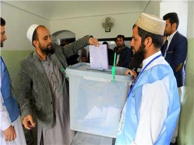 مسؤول: تمديد التصويت ساعتين في انتخابات الرئاسة الأفغانية