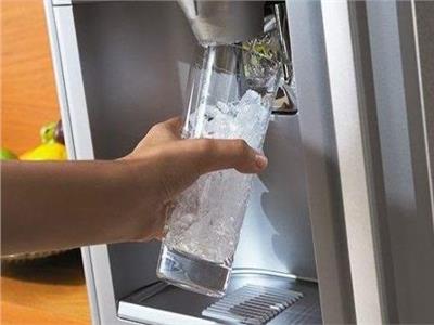 4 أضرار لشرب الماء «الساقع»