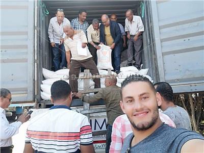 بالصور| إحباط محاولة تهريب 19 طن أرز لدولة لبنان بميناء الدخيلة