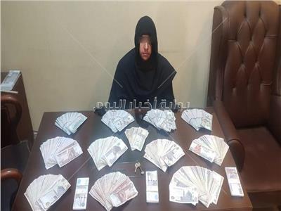 حبس عامل «مُنقب» لسرقة 33 ألف دولار من مكتب استيراد بالموسكي