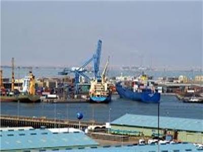 فتح بوغاز ميناء الإسكندرية بعد تحسن الأحوال الجومائية