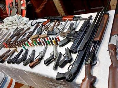الأمن يقتحم قرية «السليمات» ويضبط 19 قطعة سلاح و 15 متهمًا