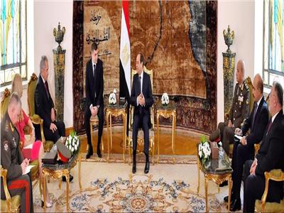 خلال لقائه وزير الدفاع الروسي.. السيسي: مصر حريصة على تعزيز علاقاتها مع موسكو